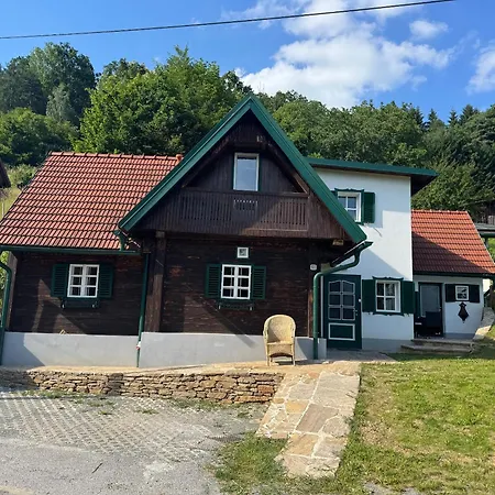 Weinberghaus Optimal Fuer 2 Familien * Vochera am Weinberg