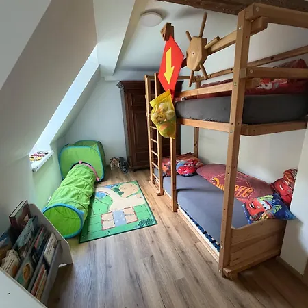 Weinberghaus Optimal Fuer 2 Familien *