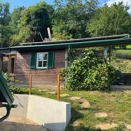 Weinberghaus Optimal Fuer 2 Familien Vochera am Weinberg